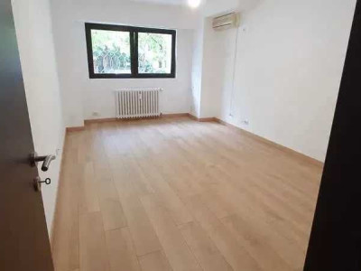 Apartament 3 camere Barbu Văcărescu