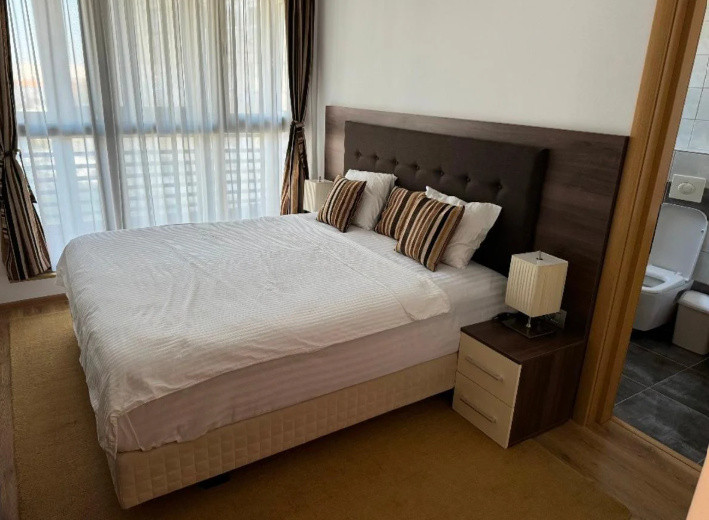 Apartament 3 camere | Centrala proprie | Parcare | Obor