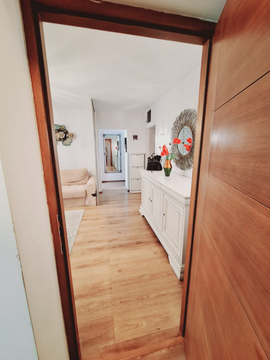 Apartament 3 camere | Ștefan cel Mare | parcare inclusă