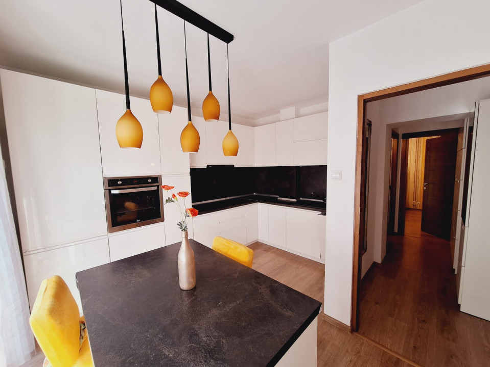 Apartament 3 camere | Ștefan cel Mare | parcare inclusă