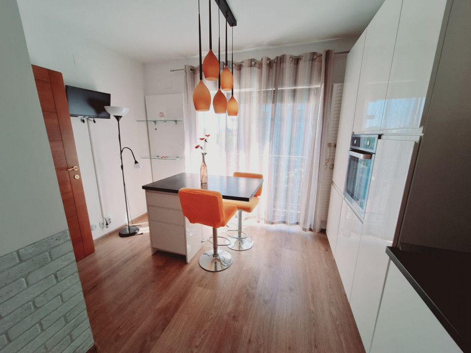 Apartament 3 camere | Ștefan cel Mare | parcare inclusă