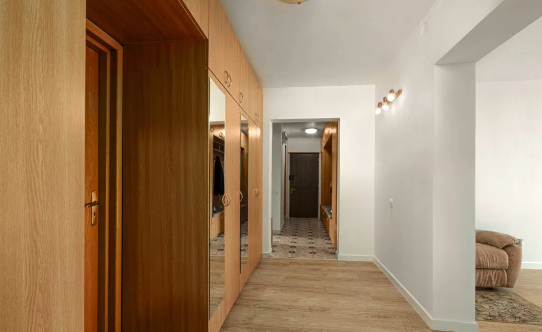 Apartament 3 camere pretabil birou - 13 Septembrie - Palatul Parlamentului