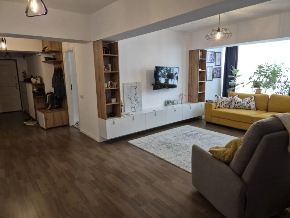 Apartament 3 camere complet renovat - aproape de Mega Mall – loc de parcare