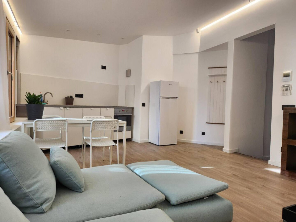 Apartament 3 camere în vilă cu personalitate Calea Călărași