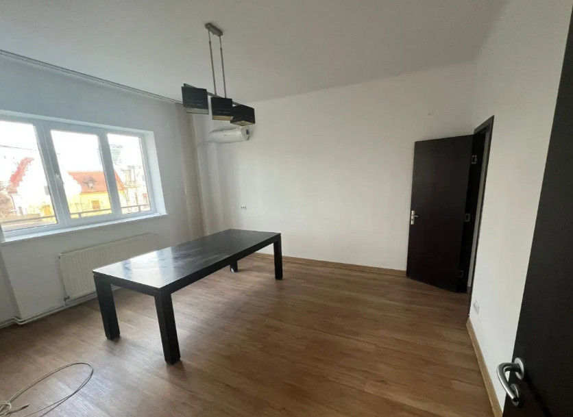 Apartament 3 camere ideal birouri Bulevardul Lascăr Catargiu