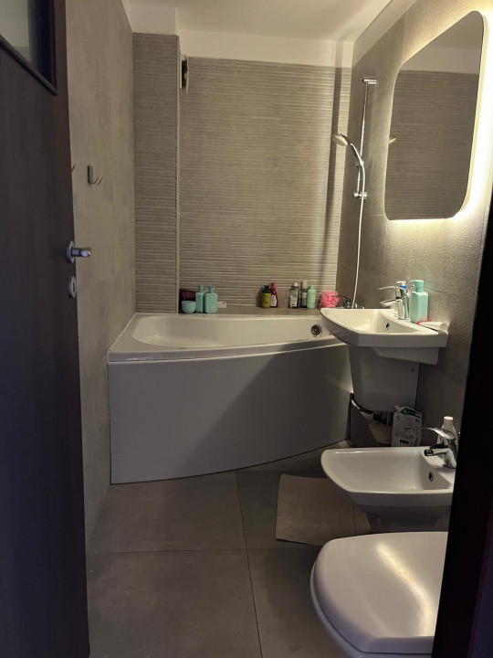 Apartament 3 camere | 2 bai | Loc de parcare | Nerva Traian