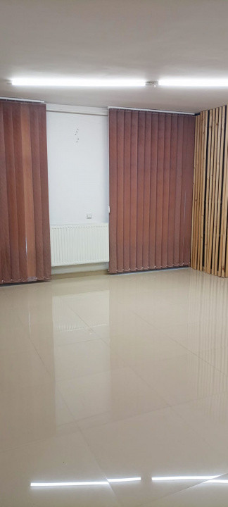Spațiu birou, salon sau locuință – Florești