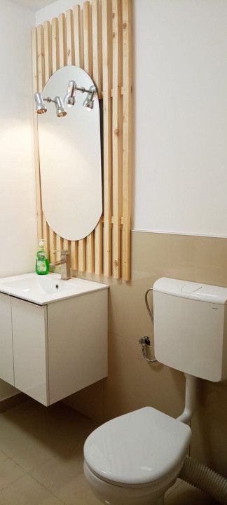 Spațiu birou, salon sau locuință – Florești