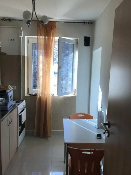 Închiriez garsonieră modernă și complet mobilată, Lujerului