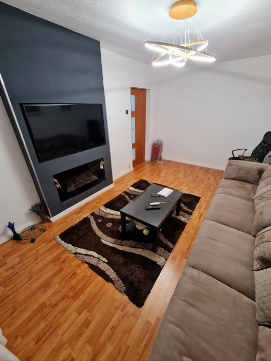Apartament 3 camere | Bloc anvelopat | Petre Ispirescu