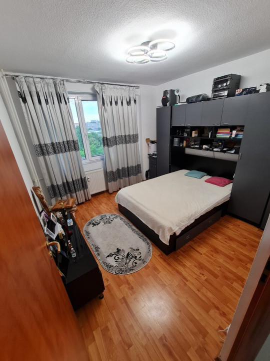 Apartament 3 camere | Bloc anvelopat | Petre Ispirescu