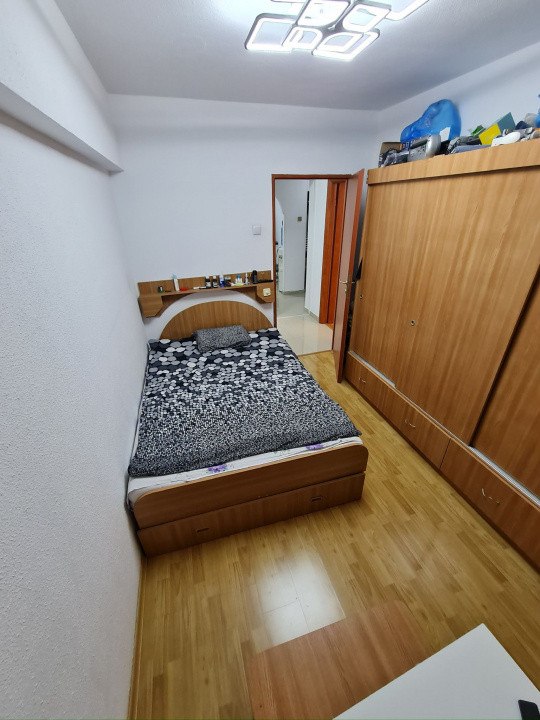 Apartament 3 camere | Bloc anvelopat | Petre Ispirescu