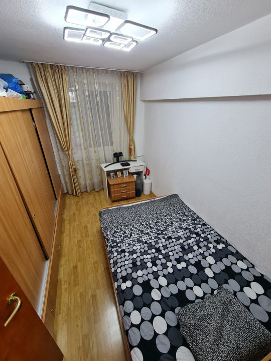 Apartament 3 camere | Bloc anvelopat | Petre Ispirescu