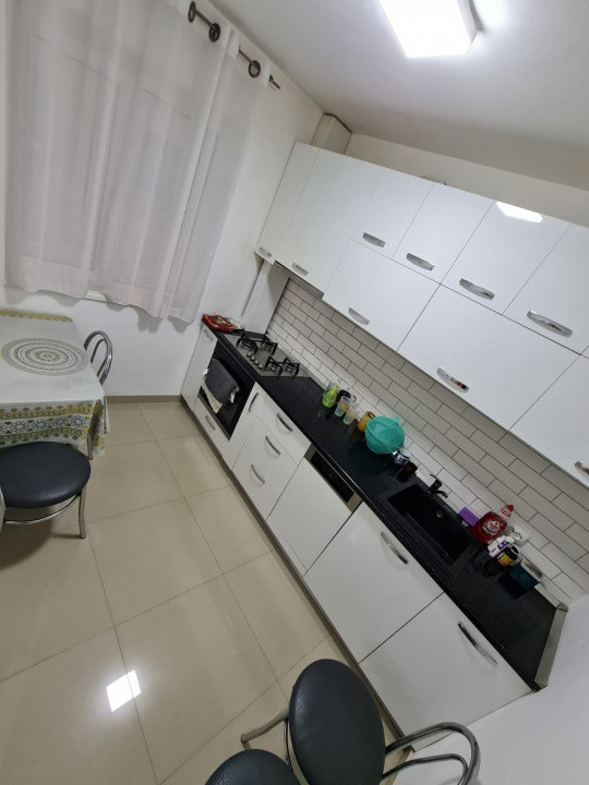 Apartament 3 camere | Bloc anvelopat | Petre Ispirescu