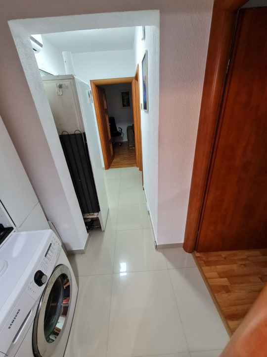 Apartament 3 camere | Bloc anvelopat | Petre Ispirescu