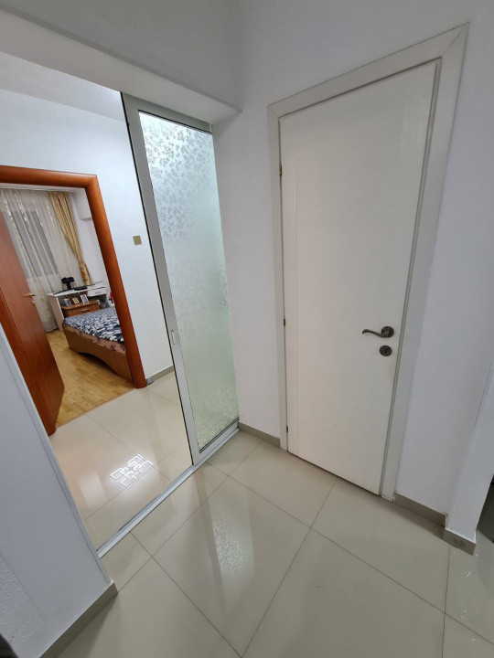 Apartament 3 camere | Bloc anvelopat | Petre Ispirescu