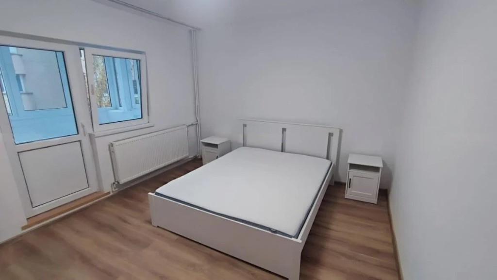 Închiriere apartament 3 camere – Mall Vitan