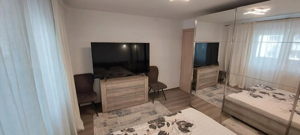 Închiriere apartament 3 camere | 76 mp | Bd. Unirii