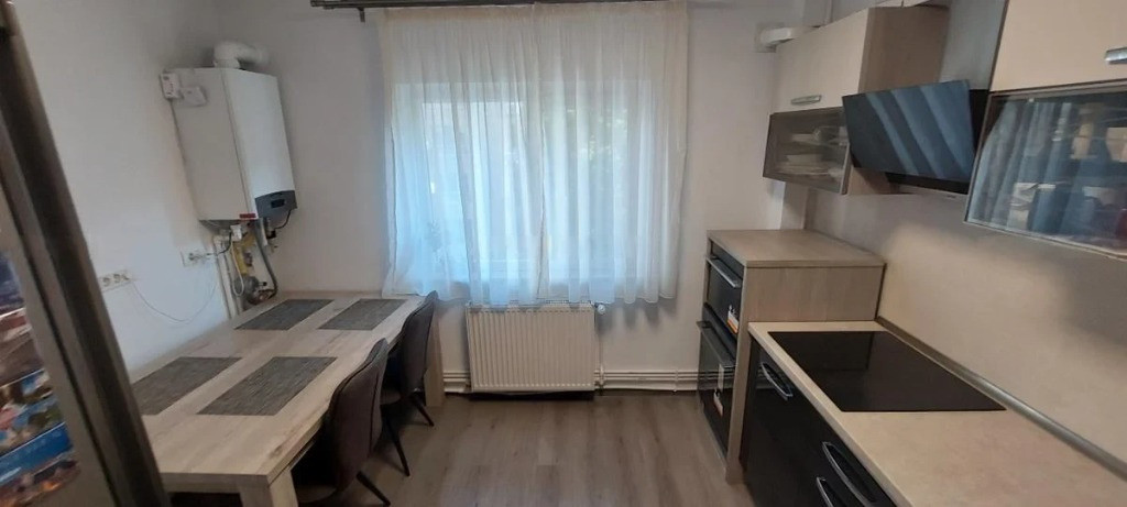 Închiriere apartament 3 camere | 76 mp | Bd. Unirii