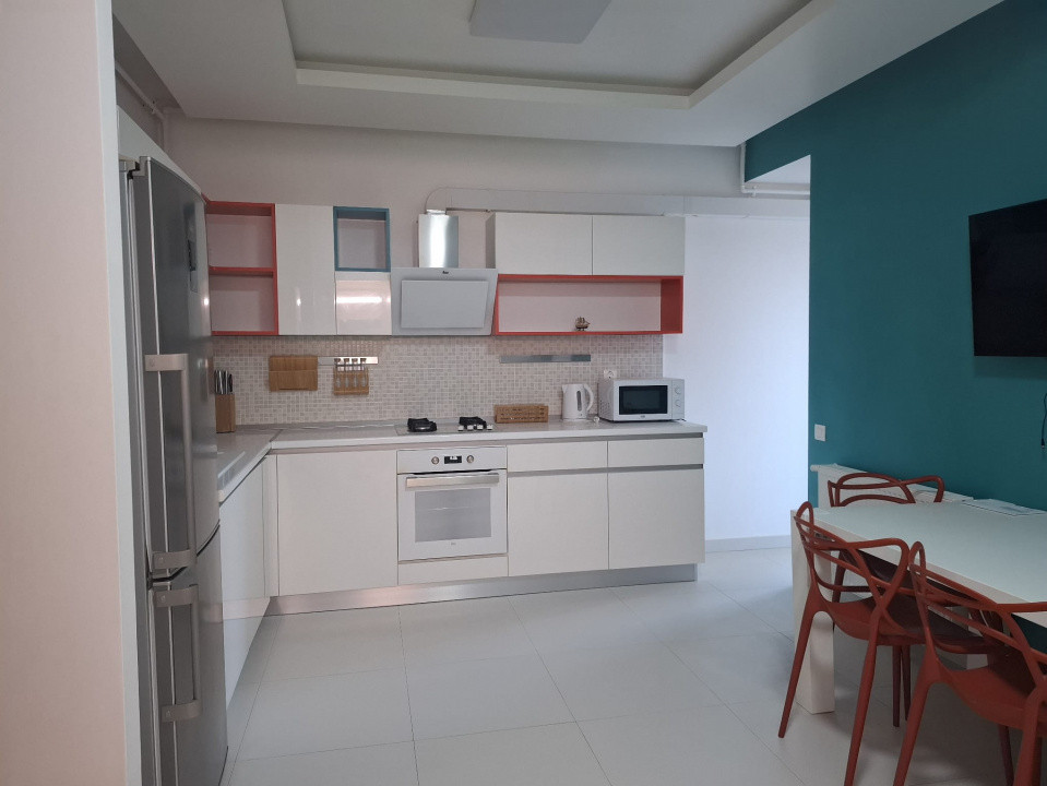 Apartament cu 3 camere - Laguna Residence