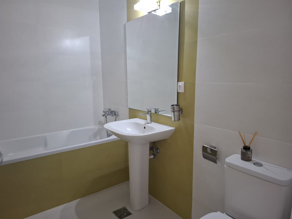 Apartament cu 3 camere - Laguna Residence