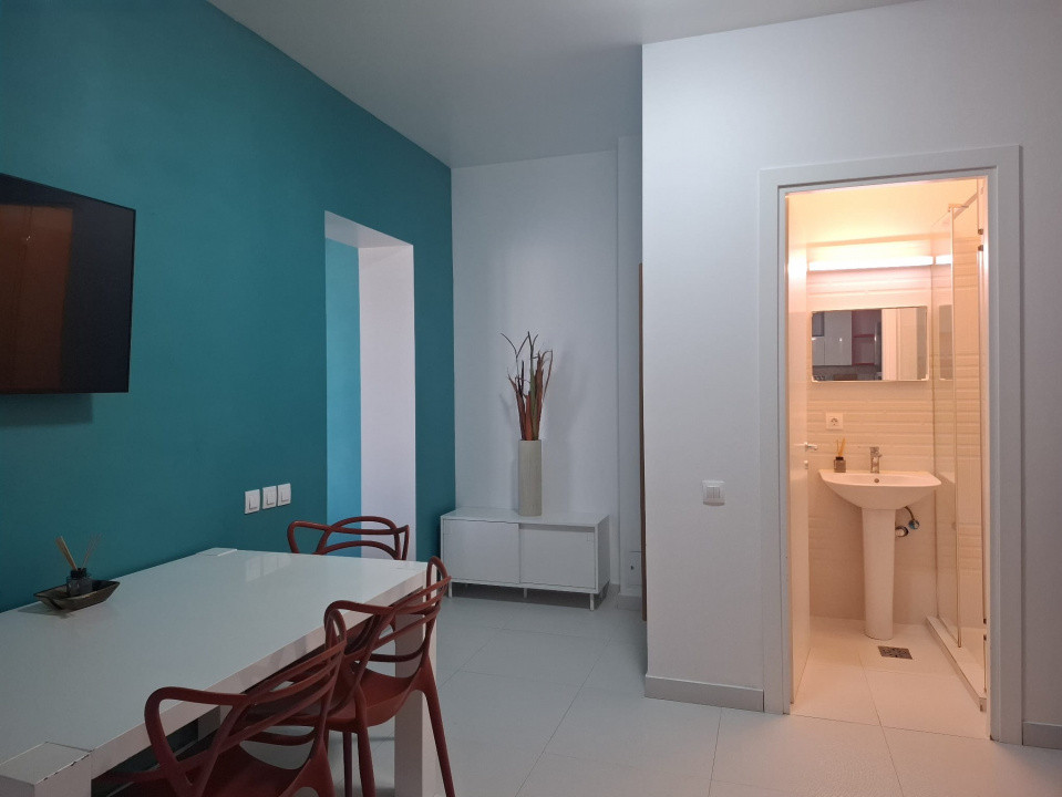 Apartament cu 3 camere - Laguna Residence