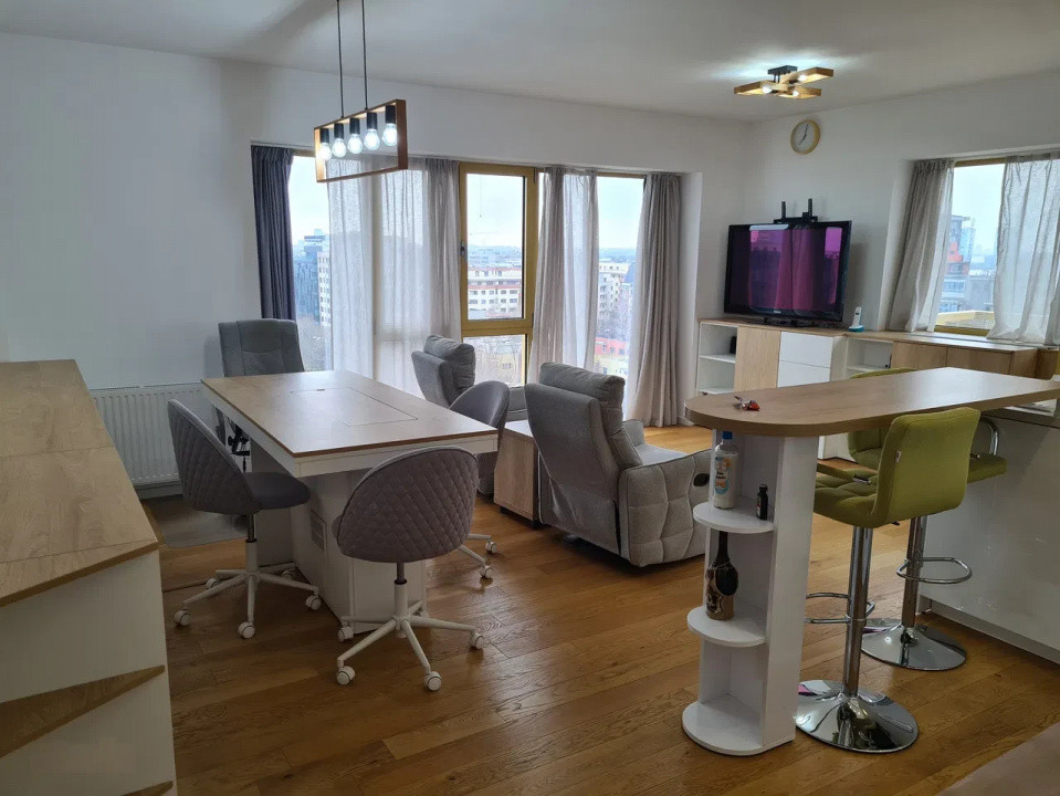 Închiriere apartament 3 camere, parcare inclusă – Aviatiei