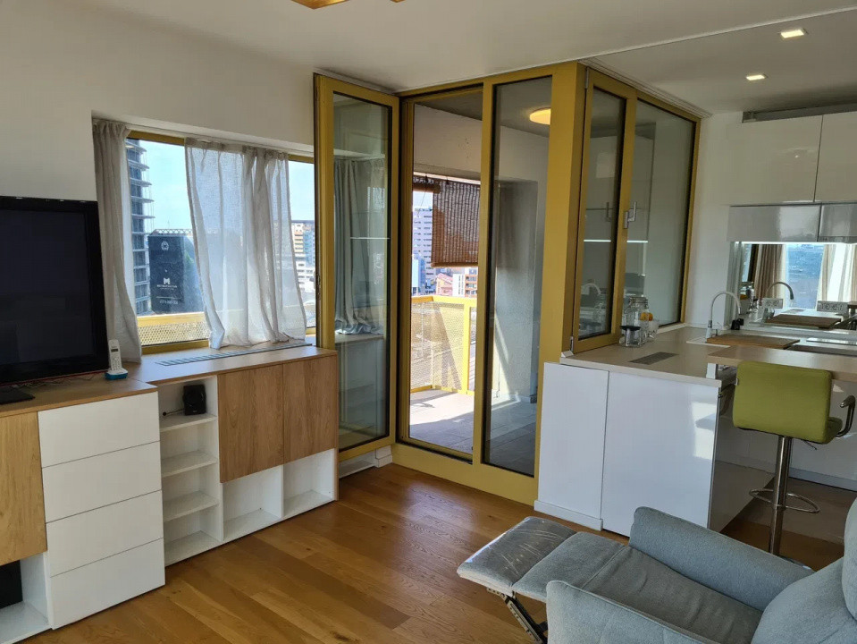 Închiriere apartament 3 camere, parcare inclusă – Aviatiei