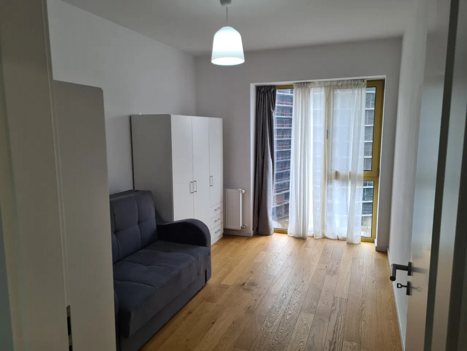 Închiriere apartament 3 camere, parcare inclusă – Aviatiei