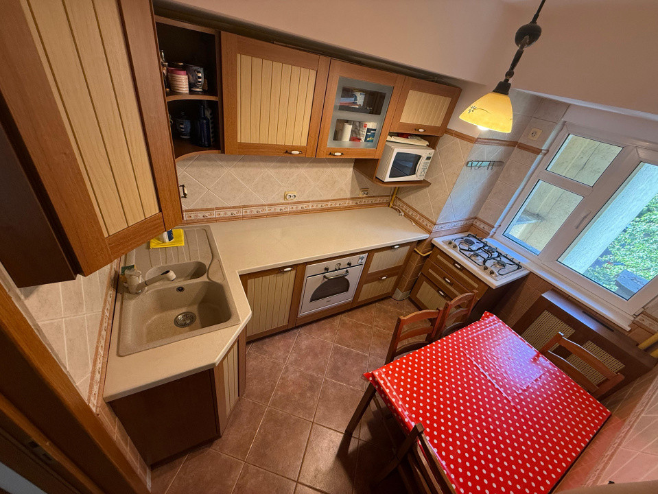 Apartament spațios 4 camere - Iancului