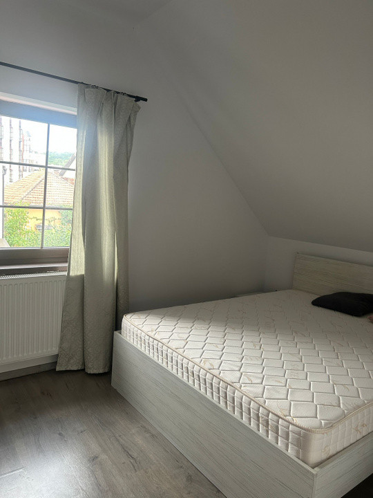 Apartament tip casă în Grigorescu, grădină privată și 2 locuri de parcare