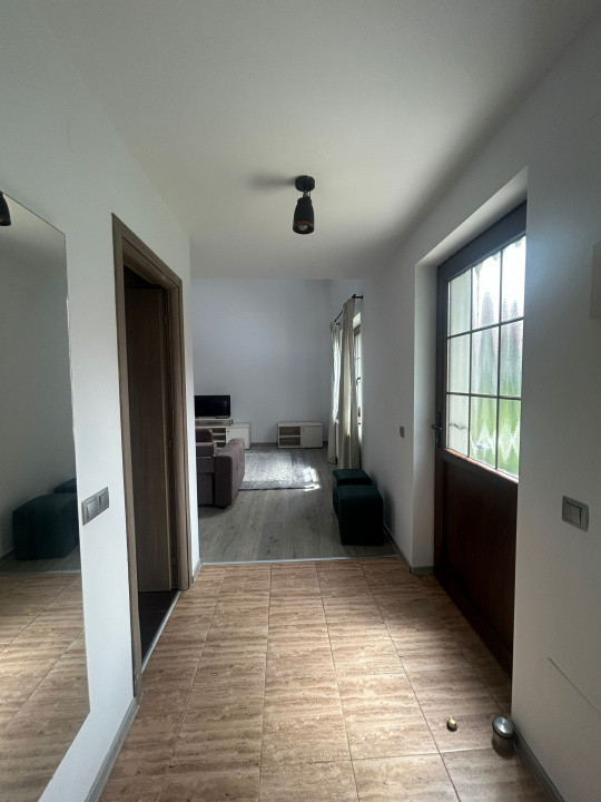 Apartament tip casă în Grigorescu, grădină privată și 2 locuri de parcare