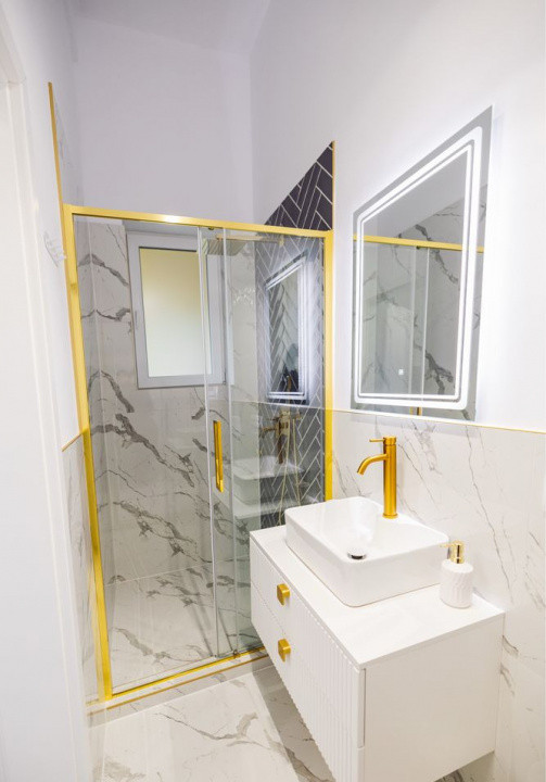 Apartament 3 camere | Zona Centrală – Strada Horea