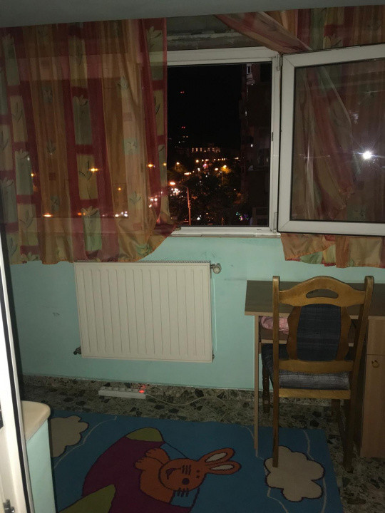 Apartament 4 camere | Centrala proprie | Parcare | Stefan cel Mare