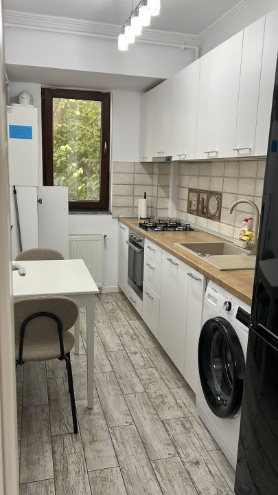 Apartament 2 camere | Prima inchiriere | Centrala proprie | Jiului