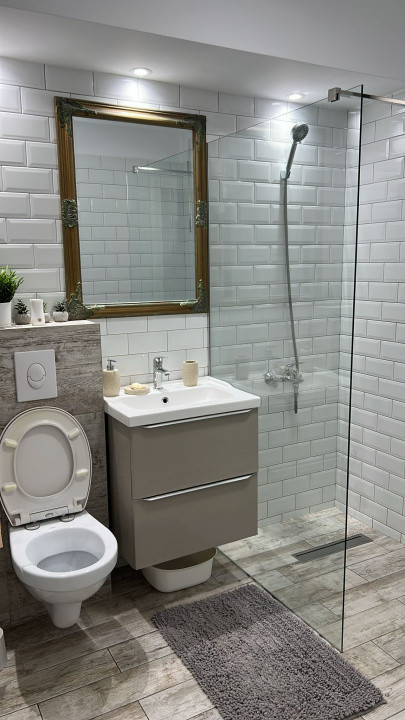 Apartament 2 camere | Prima inchiriere | Centrala proprie | Jiului