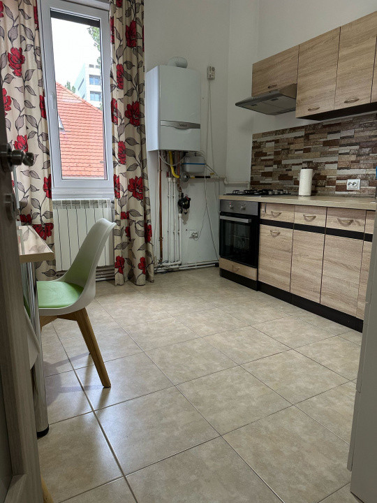 Apartament 2 camere in Vila | Centrala proprie | Piata Romana