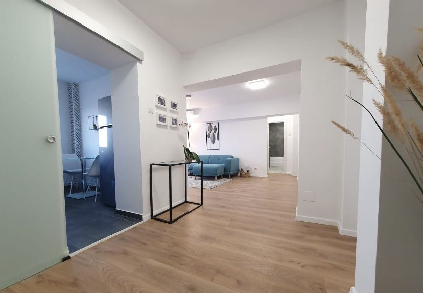 Apartament 2 camere | Centrala proprie | Piata Muncii