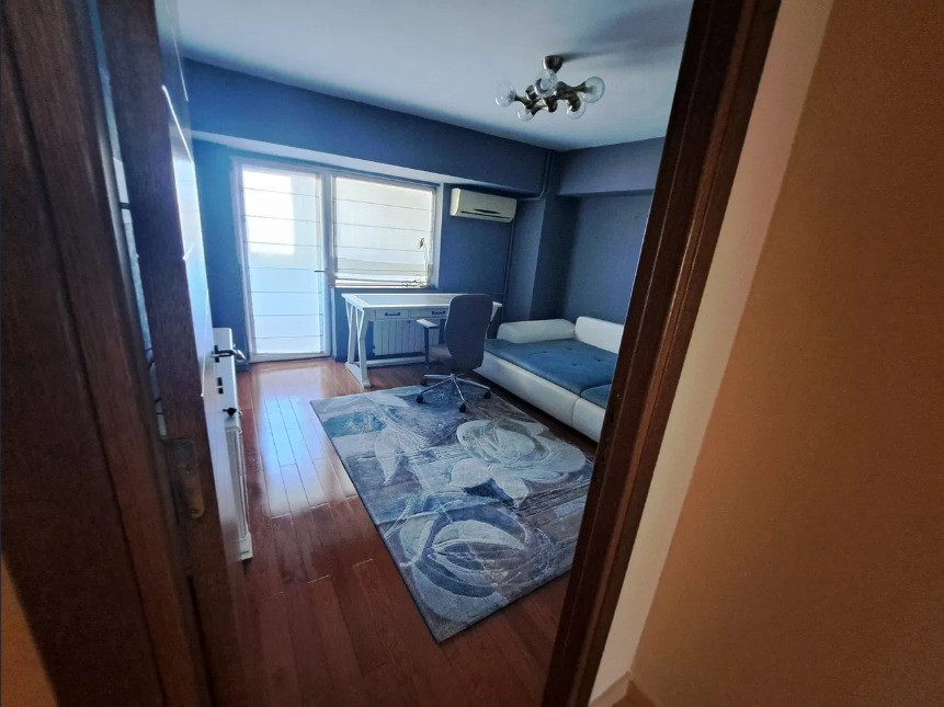 Apartament 3 camere Decebal