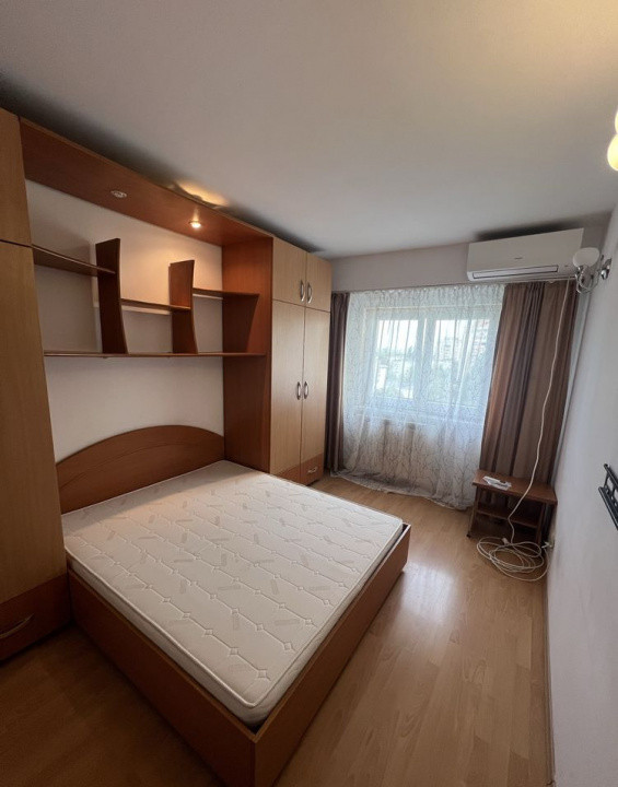 Apartament 3 camere | 2 bai | Vacaresti - Piata Sudului