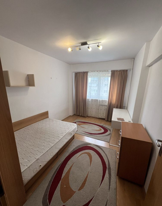 Apartament 3 camere | 2 bai | Vacaresti - Piata Sudului