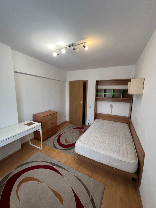 Apartament 3 camere | 2 bai | Vacaresti - Piata Sudului